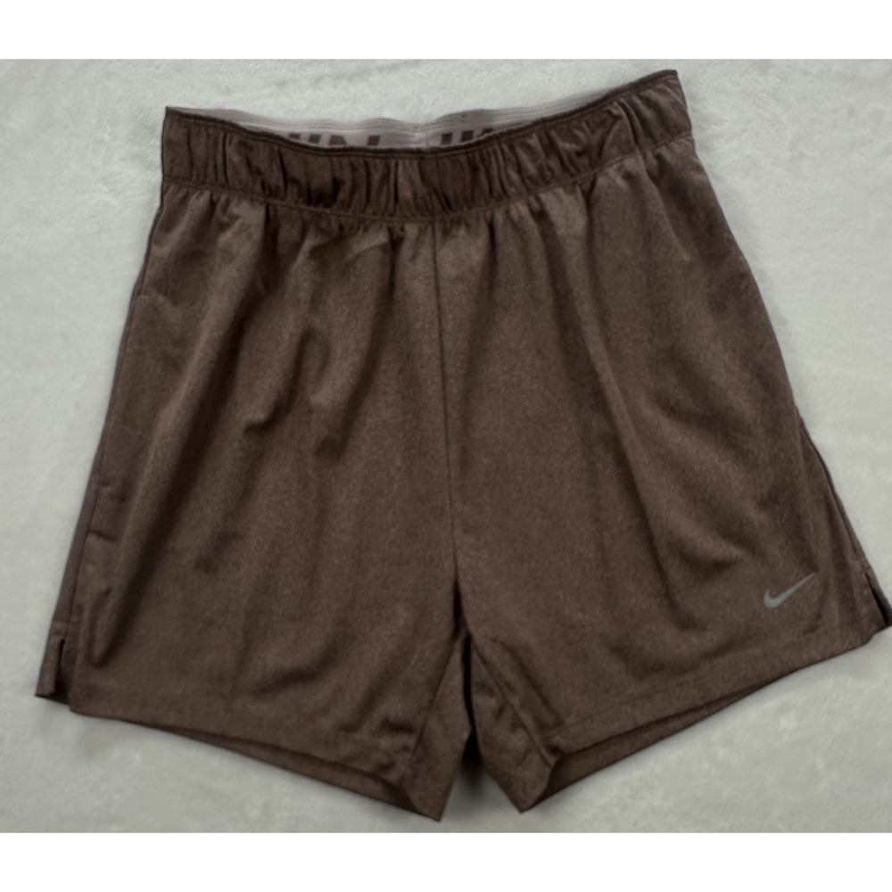 Nike Women's Dri‑FIT Attack Training Shorts Smokey Mauve Size Small NWT